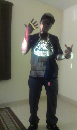 Puda J da G coming str8 outta fif ward black confederates representer R.I.P MISHA & DARRIN ....Puda J dope Kentucky artist coming from Lexington, KY