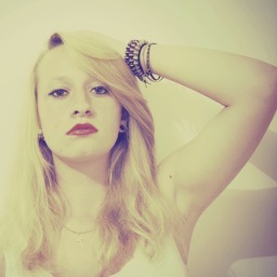 LouAndreaa's profile picture. C'est dur d'être moi.