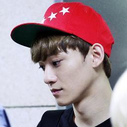 หนีห่าว ผมเอ็กโซเฉิน ..เฉินเฉยๆนะไม่ใช่เฉินหลง เพราะเฉินมีแผนที่ครับ :P ถึงเฉินจะไม่หลง..แต่ระวังจะหลงเฉินกันนะครับ~ .121102  #BABYKISSFAM