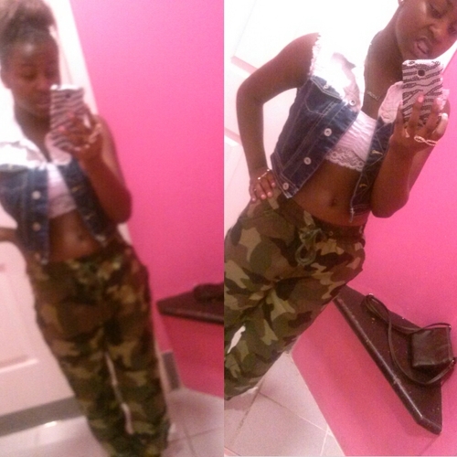 .Fuck All Ya'll Hoess ,
Accept My Hoess ..