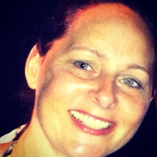 HelenEllis's profile picture. Mother of 3, working in PR for tech and consumer brands. Based in London. Not to be confused with @helen_ellis author of American Housewife.