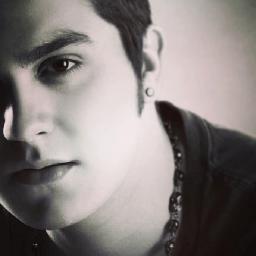 Eu amo o @luansantana , loucamente, profundamente, verdadeiramente, apaixonadamente e incondicionalmente
/ since: 12/02/2012