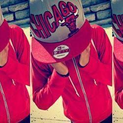 tengo una razon para vivir y eres tu ..// :) sigueme y te sigo y agregame en facebook.... :) https://t.co/4LnSD4uYOq
