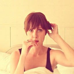 iobottoms's profile picture. actor. artist. yogini.