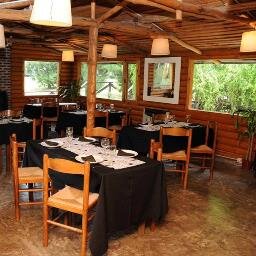 Restó situado en el complejo Brisas Serranas en la ciudad de Tandil. Un lugar de descanso que ofrece riquisimas comidas caseras
