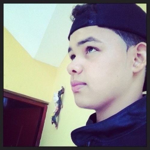 thefloue01's profile picture. 