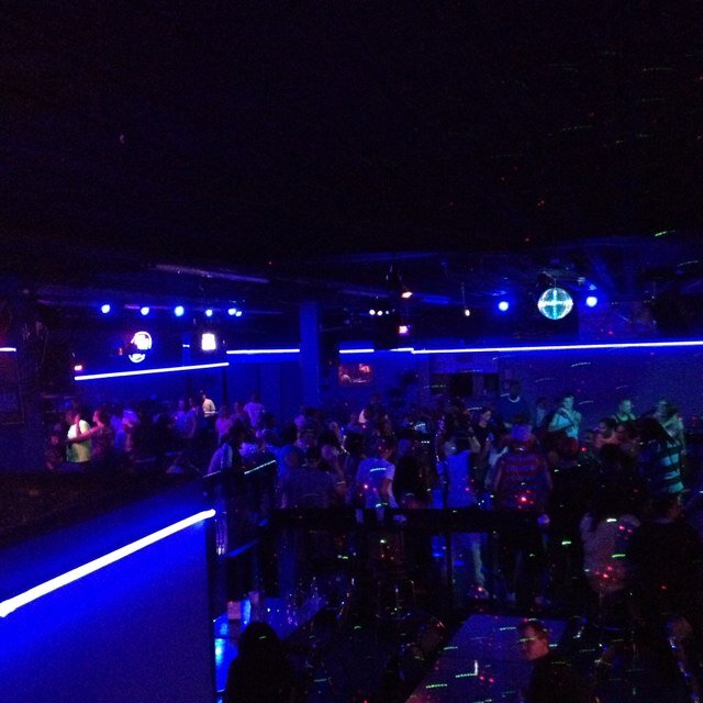 NIGHTCLUB  w/ AGENDA.