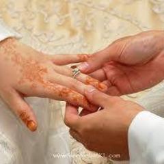 Cinta ibarat kupu2.Makin kau kejar, makin ia menghindar.Tapi bila kau biarkan ia terbang, ia akan menghampirimu disaat kau tak menduganya follow @ceramahCinta