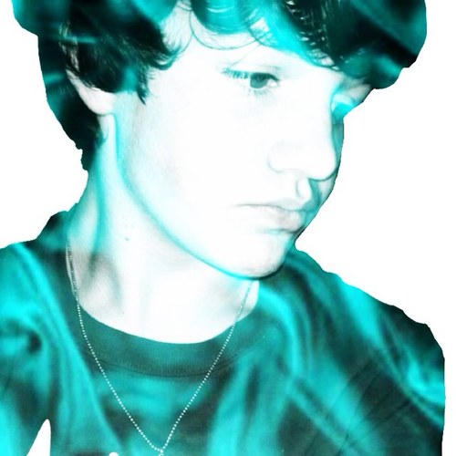 ACarpenterFans's profile picture. Official Fan Twitter for @aaroncarpenter_ :D