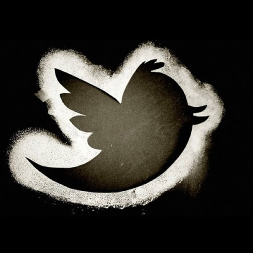You follow me, i follow you back. It's as simple as that. You have a free follower for life!