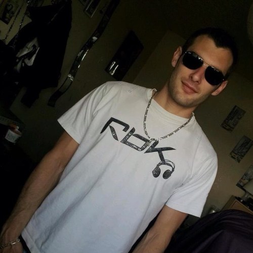 vivienhigh's profile picture. 