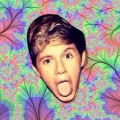 Loves One Direction and my OTP is Anthony and Kalel and Buki ^--^