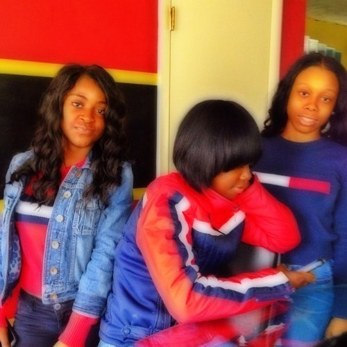 CARLAS_KEEPER's profile picture. ( ALWAYS ) with my ( MAIN ) bitches Vaevae and Asia LOVE them . .