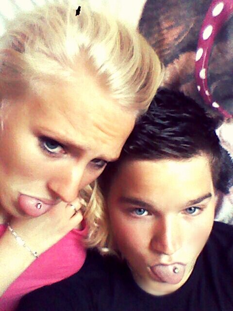 25-05-2012 3love @xTINGENx forever!  biglove!3