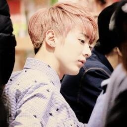 안녕하세요!  Main Vocalist From TEEN TOP 93/10/05  Just Bot Not Real.    93line   13/06/28   ( @wowous ) #FAMWOLF