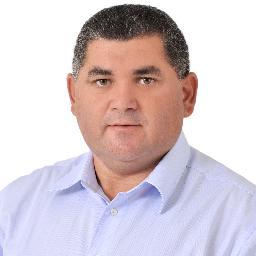 Ex-vice-Prefeito em Pedra Lavrada/ PB, pai zeloso de Ana Caroline e Alessandra, esposo de Janicleide e dedicado a fazer desse mundo um lugar melhor de viver.