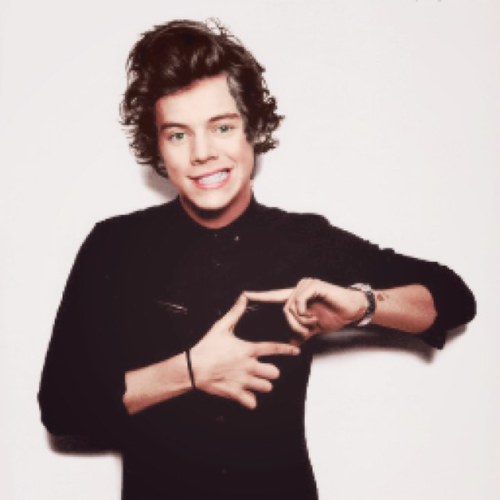 Hiiiiiiiiii. Cute as a B***** every single one of you.

                 http://t.co/N1YnR6chde