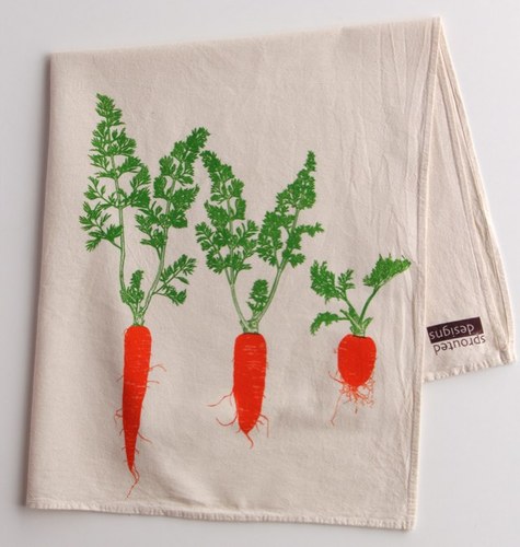 Original botanically inspired designs hand screen printed on children’s clothing, housewares and recycled paper goods.