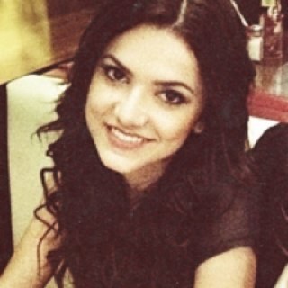 U smile,I smile . @manugavassi