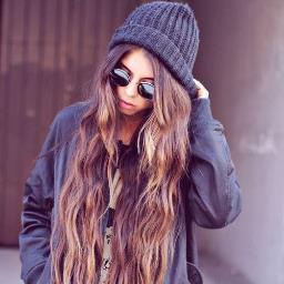 Followbutton is depri dus geef hem een steuntje in de rug :) Follow=Followback ♡ 

     ~Being normal is so boring, so be crazy~