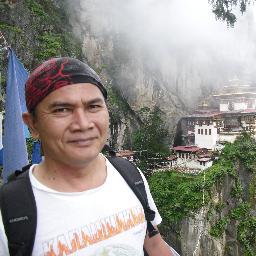 Journalist, love outdoor activities
