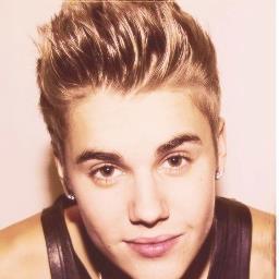 justin bieber I found u in 2009, I fell for u in 2010, I stayed with u in 2011, I'm still here in 2012, Another year in 2013, And I promise i'm never leaving :)