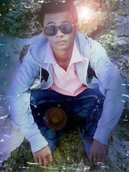 TRUE BLUE
 PARAWHORE