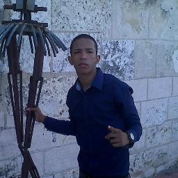 whats app 809717-4399