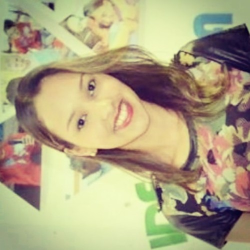 Nunca me deixes esquecer que tudo o que tenho,tudo o que sou, o que vier a ser. Vem de Ti, Senhor   ;*