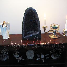 CrysFormations's profile picture. Non-invasive holistic therapies (crystal healing, reiki, etc.) based in Southport, North-West UK. Tweets by Lynne.