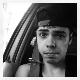 iphone 4s,violao,instagram,mc donalds sao meus termos de vida