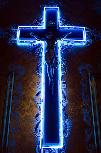 FOR SERIOUS HOUSE HEADZ ONLY !
MORE THAN A RELIGION !