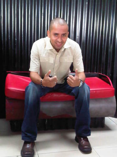 Marito392174's profile picture. Never frown, even when you are sad, because you never know who is falling in love with your smile.     Instagram = Marito392174 / WhatsApp  507- 6112 6090  /