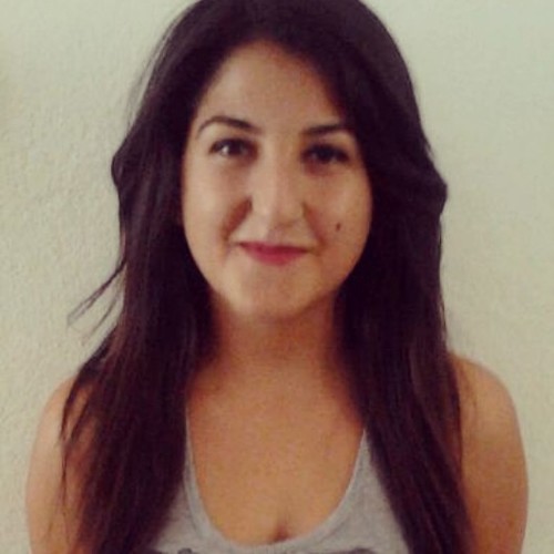 hazalsagir0's profile picture. şekeri çok severim.kendimi daha çok severim. demek ki çok şekerim.

    @aamir_khan hayranı..