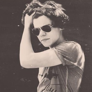 Please follow, @mlsspicy ! I follow back, just ask! :) xxx