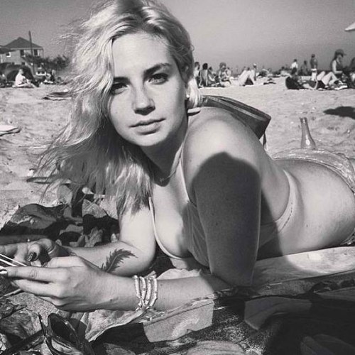 It takes a lot of money to look this cheap. Dolly Parton