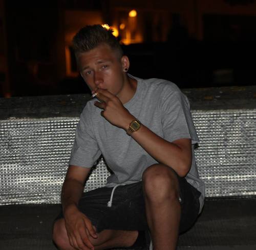 nthn040's profile picture. 