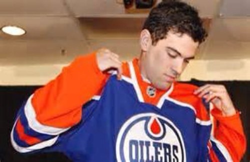 Defenceman for the Edmonton Oilers. 
I scored more goals than Smtyh.
I've probably fucked your sister.
PARODY.