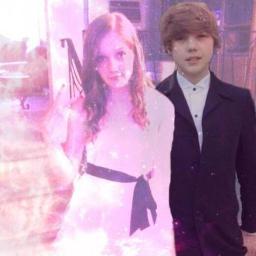 reedsbeanbag's profile picture. Someone stole me, idk man.
Follow my main account @KayleighDeming