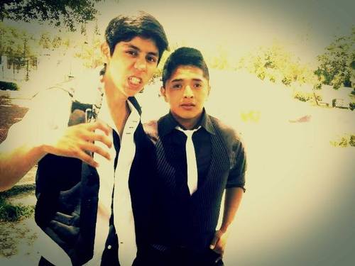 triangulito_8's profile picture. Procuro disfrutar esos pequeños placeres de la vida ver tus ojos por ejemplo