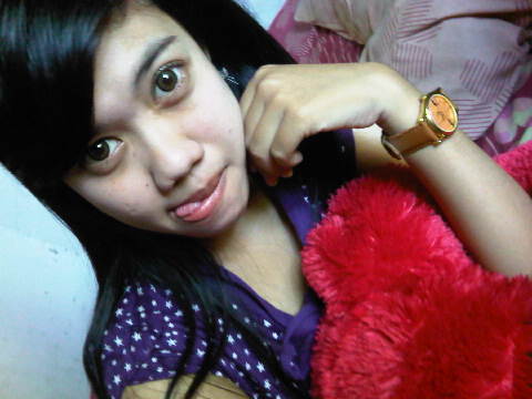 †̥ªЌ  perlu seseorang yg sempurna cukup seseorang yg bsa buatku bahagia lbih dari siapapun ♥♥