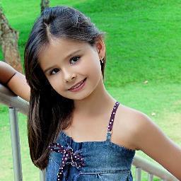 amo  folei   ;futebol  ,salao beleza  e    de  andar de   cavalo