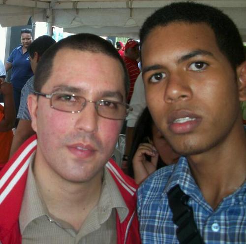 Coordinador JPSUV Petit y LSB del FFM!!! 100% REVOLUCIONARIO, SOCIALISTA Y ANTIMPERIALISTA!!! Vanguardia Ecosocialista.
