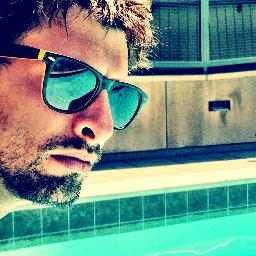 Filmmaker obsessed with music, video, tech, and gaming culture.