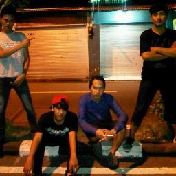 H.A.T.E new format in 2013 , whose members in fronted by : Angga, Hendrik, Erick, Taslim . We shelter under 'Handiwork_Management' Container to market our music