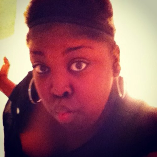 ShantelleLuvU's profile picture. 