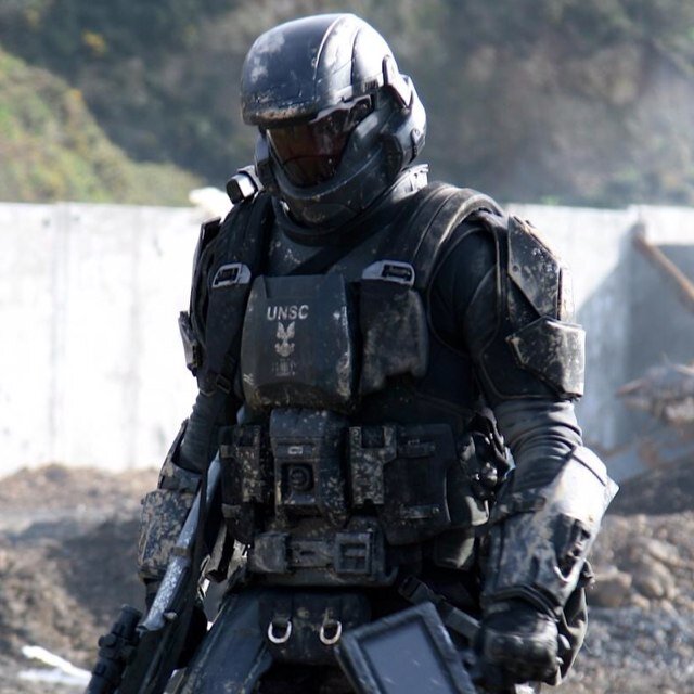 Names Luke. Yeah im alittle cocky and a smartass but i get the job done. Thats all that matters right. Spartan of UNSC (Halo RP) Brother of @BlackenedSniper