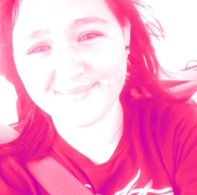 ChelsDow's profile picture. Me a pit head let me think ummm i could be or i could just be high off of life we will never know3