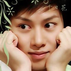 I'm ELF. My bias Kim heechul forever.
