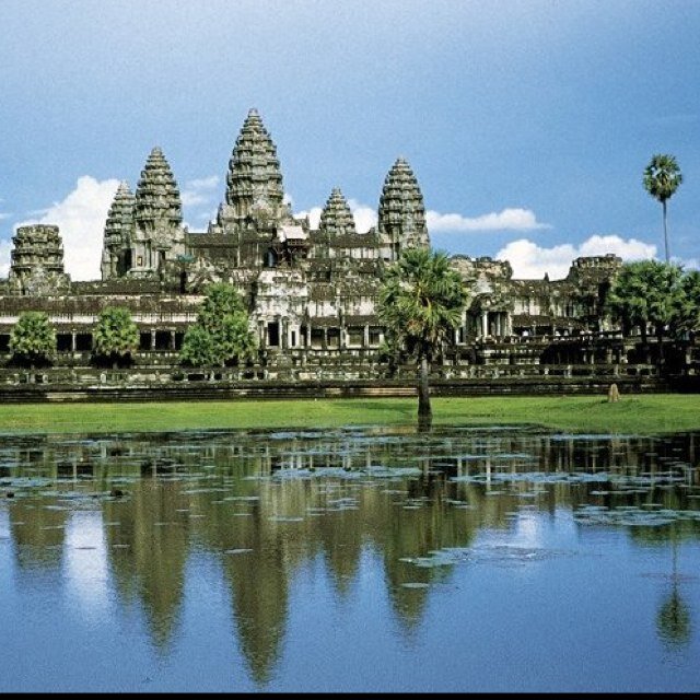 同志社大学 国際居住研究会 2013夏カンボジアGV 8/30~9/15 カンボジアの絶景、情勢、現地でのワーク生活をFacebookと共に伝えていきます。フォローよろしくお願いします！